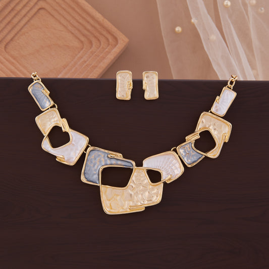 Geometric Gold-Tone Necklace & Earrings Set – Contemporary Style