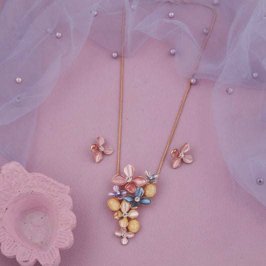 Beaded & Pearl Necklace with Earrings – Elegant Fashion Jewelry