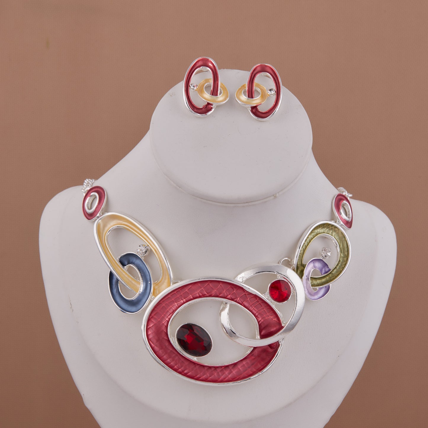 Artistic Circle & Enamel Necklace with Earrings – Modern Jewelry