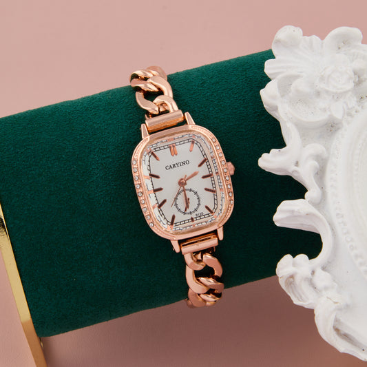 Trendy Rose Gold Women’s Watch with Bold Chain Strap & Crystal Bezel