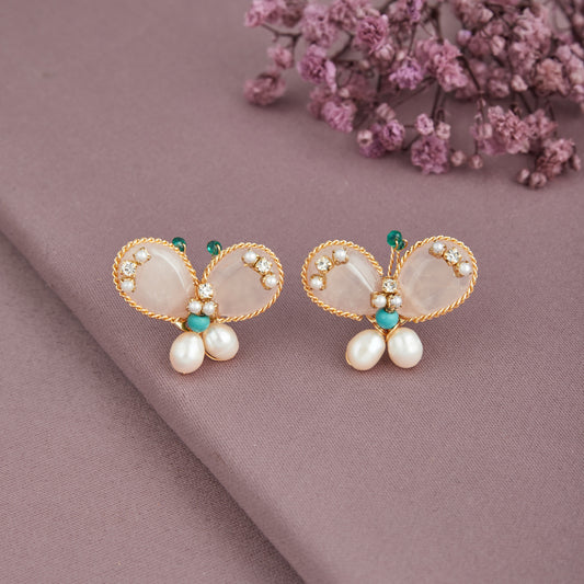 Pearl & Floral Earrings Elegant Nature-Inspired Jewelry
