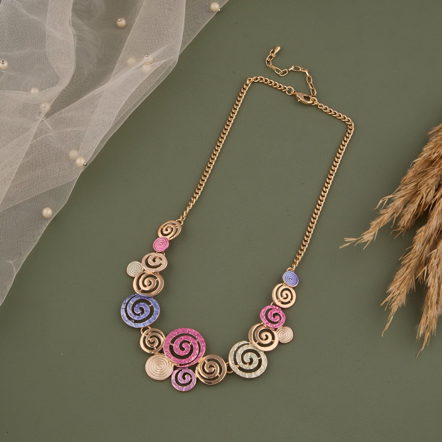 Beaded Necklace with Pendant Elegant and Artistic