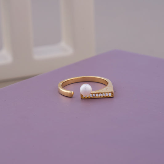 Golden Pearl Sparkle Ring