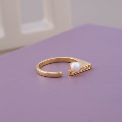 Golden Pearl Sparkle Ring