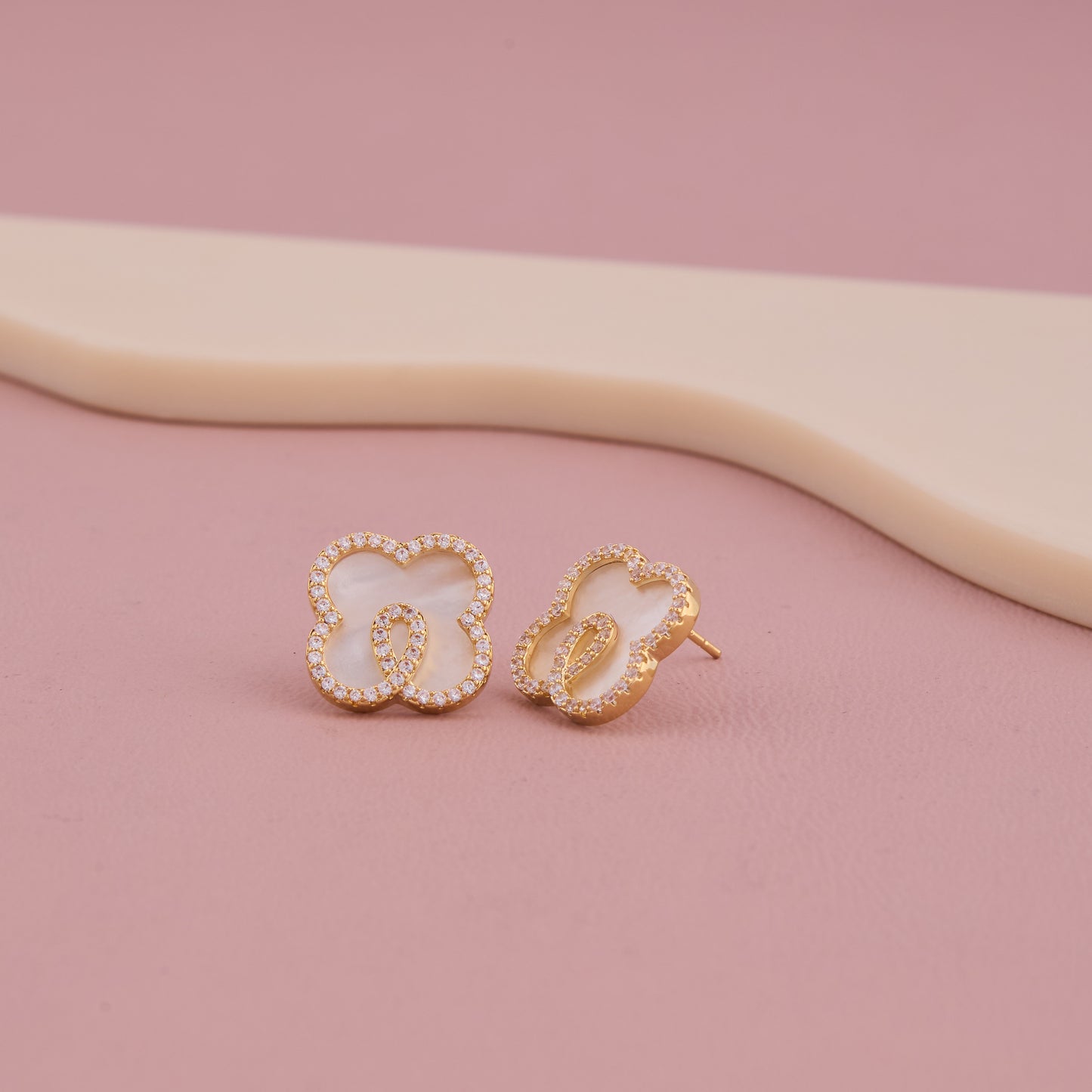 Elegant Clover-Inspired Stud Earrings with Crystal Outline