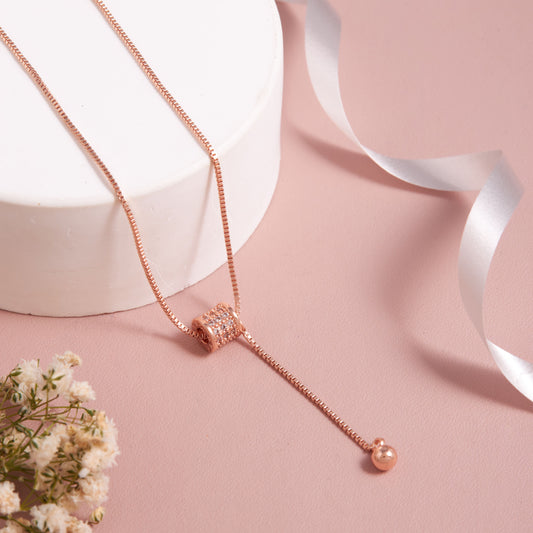 Floral Pendant Necklace for Stylish Appeal