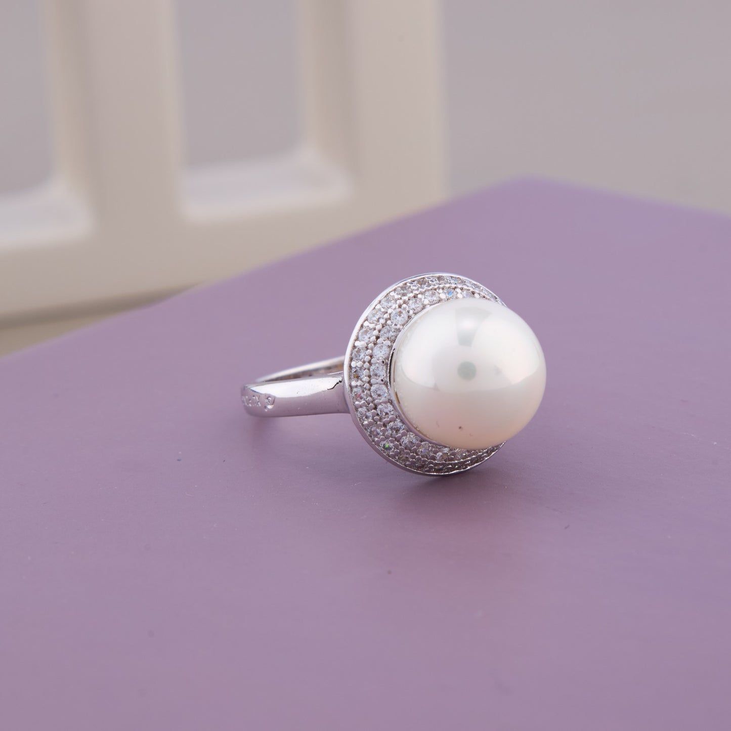 Halo Pearl Ring