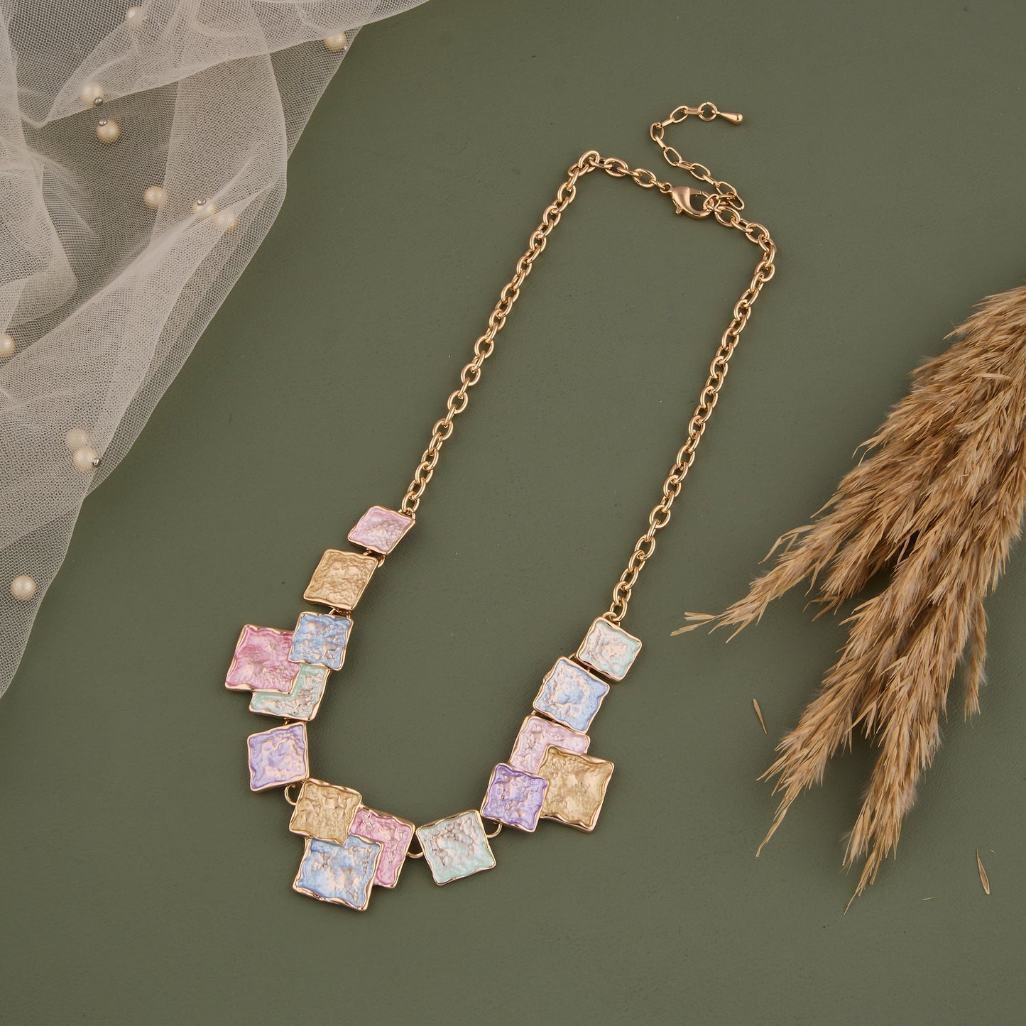 Stylish Necklace as a Fashion Statement