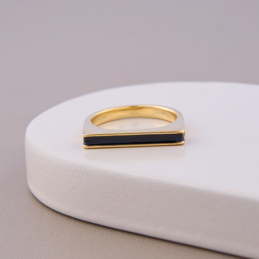 Sleek Black Bar Gold Ring