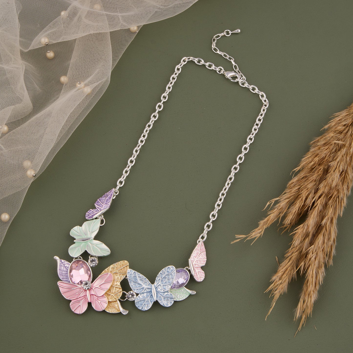 Elegant Butterfly Necklace with Delicate Details