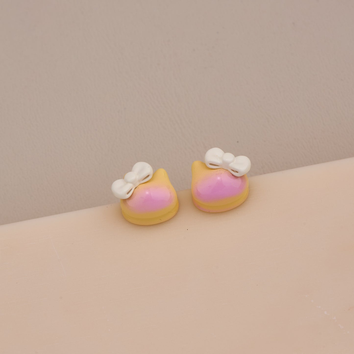 Sweet Bow Candy Studs