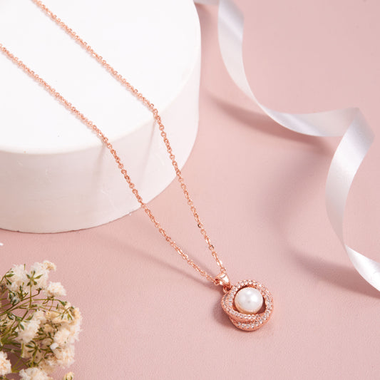 Floral-Inspired Elegance Necklace for Timeless Charm