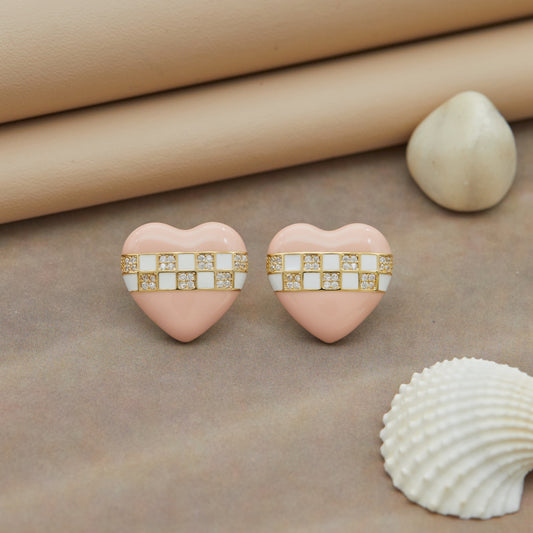 Nature’s Heart: Artistic Heart-Shaped Earrings
