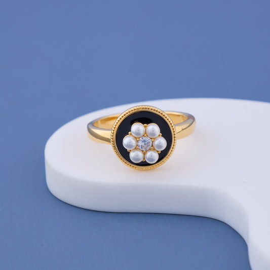 Black Round Pearl Flower Ring