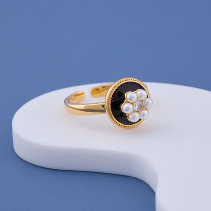 Black Round Pearl Flower Ring