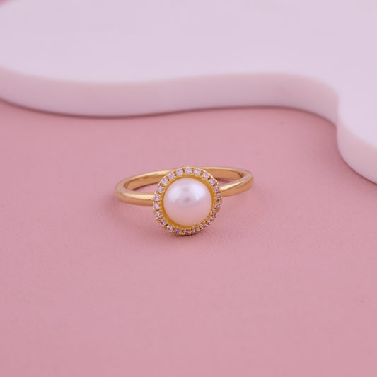 Lustrous Pearl Glow Ring