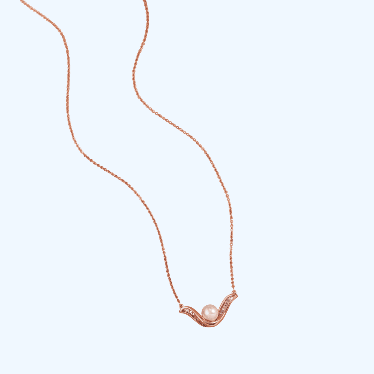 Elegant Rose Gold Pearl Pendant Necklace
