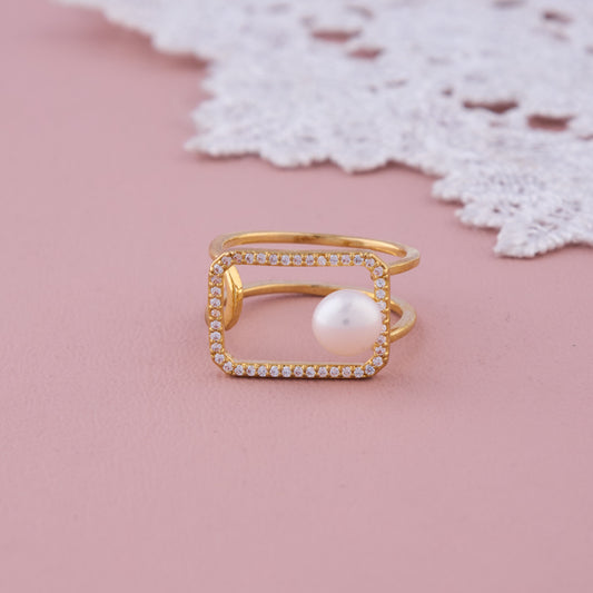 Gold Rectangle Frame Ring with Pearl