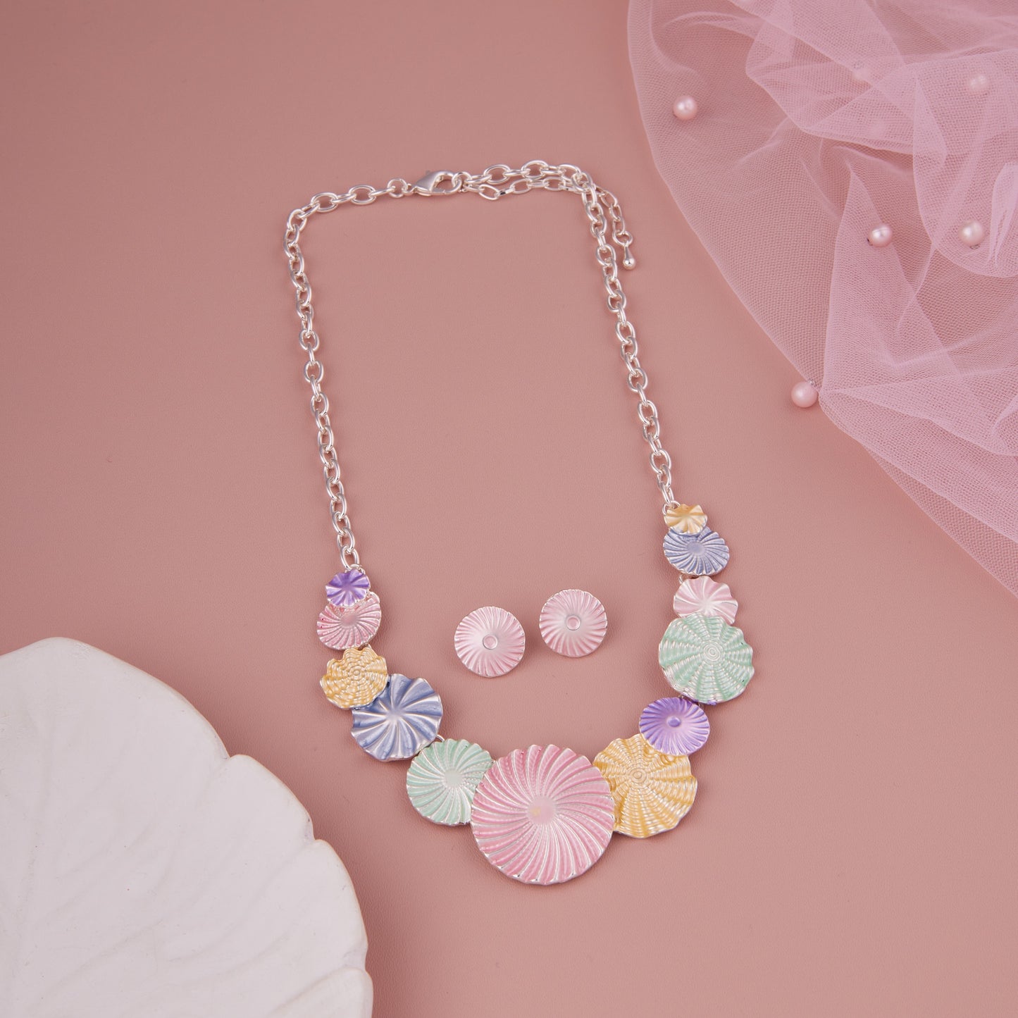 Floral-Inspired Necklace & Earrings – Perfect for Celebratory Moments