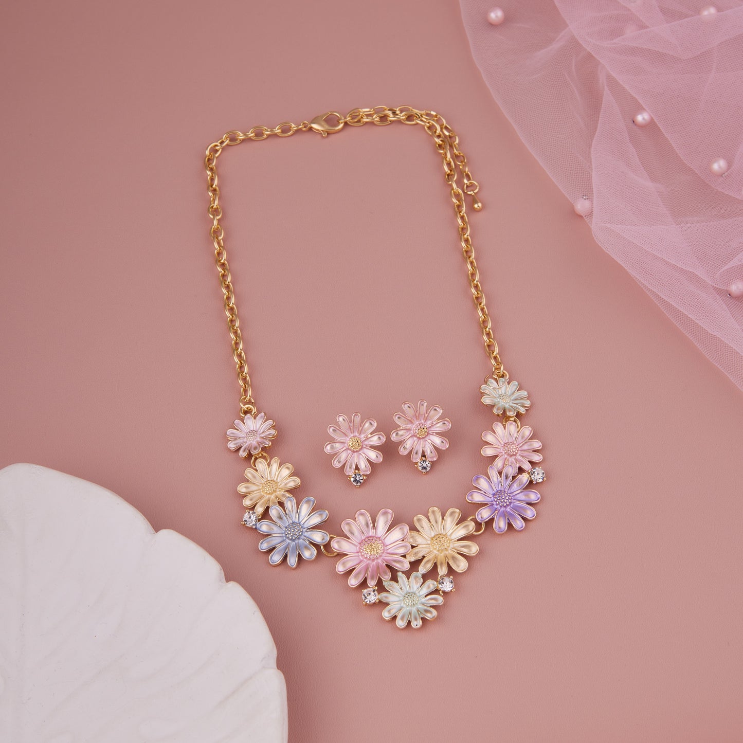 Charming Multicolor Daisy Flower Necklace Set with Earrings for Girls & Women