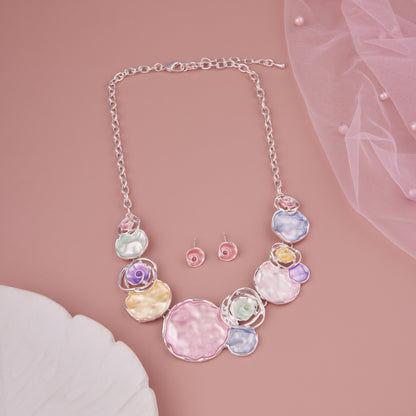 Elegant Floral Motif Necklace & Earrings Set – Fashion Accessory