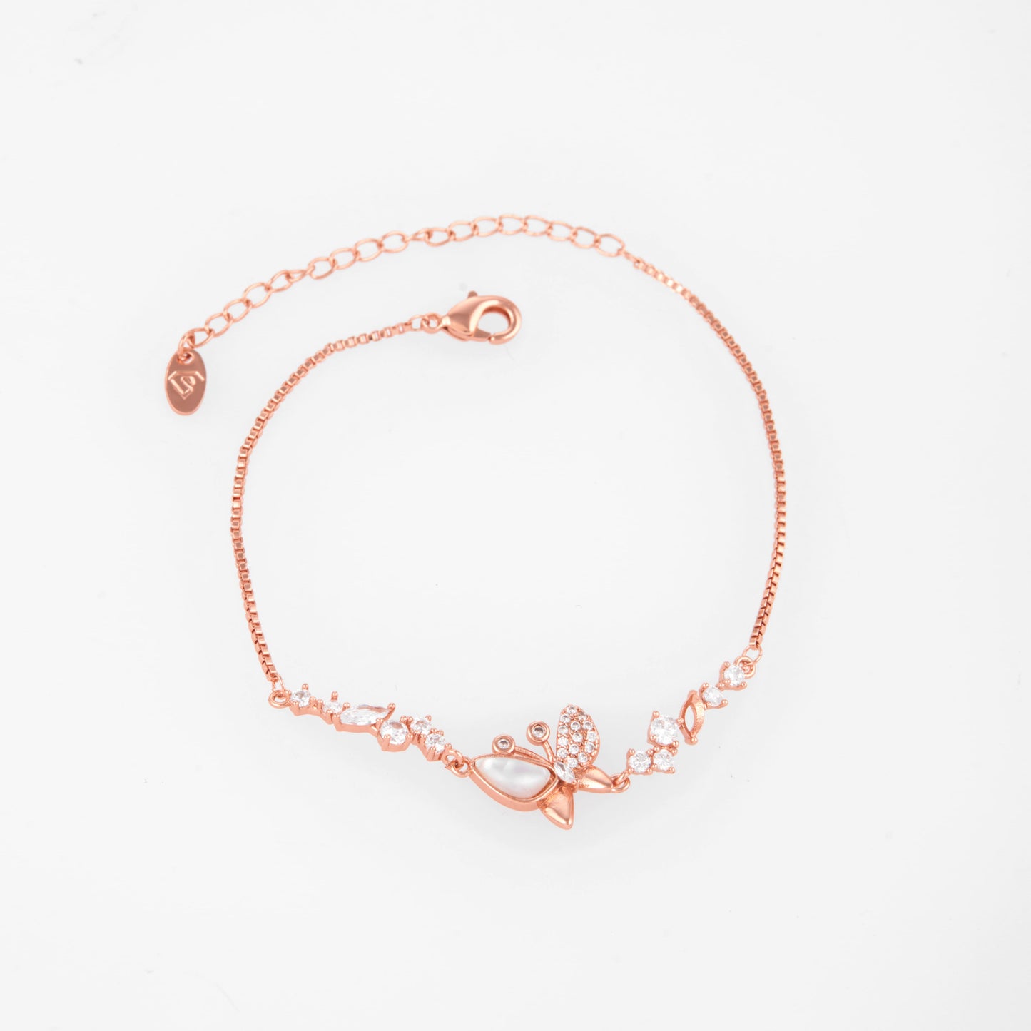 Elegant Gold Bracelet for Refined Style
