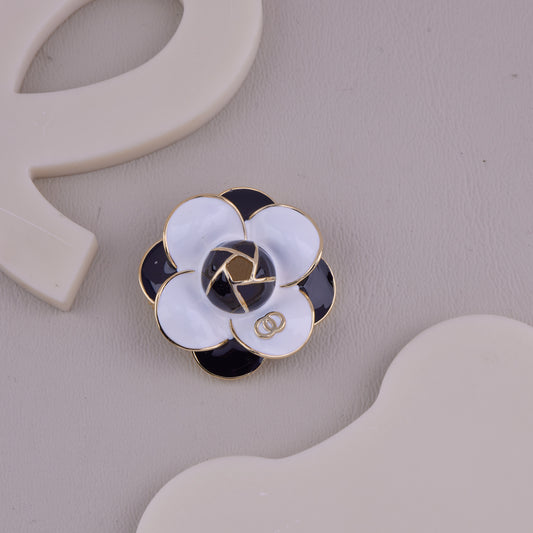 Black & White Flower Brooch