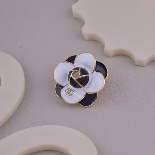 Black & White Flower Brooch
