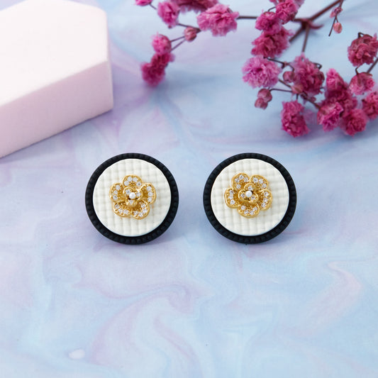 Floral Motif Earrings with Intricate Patterns