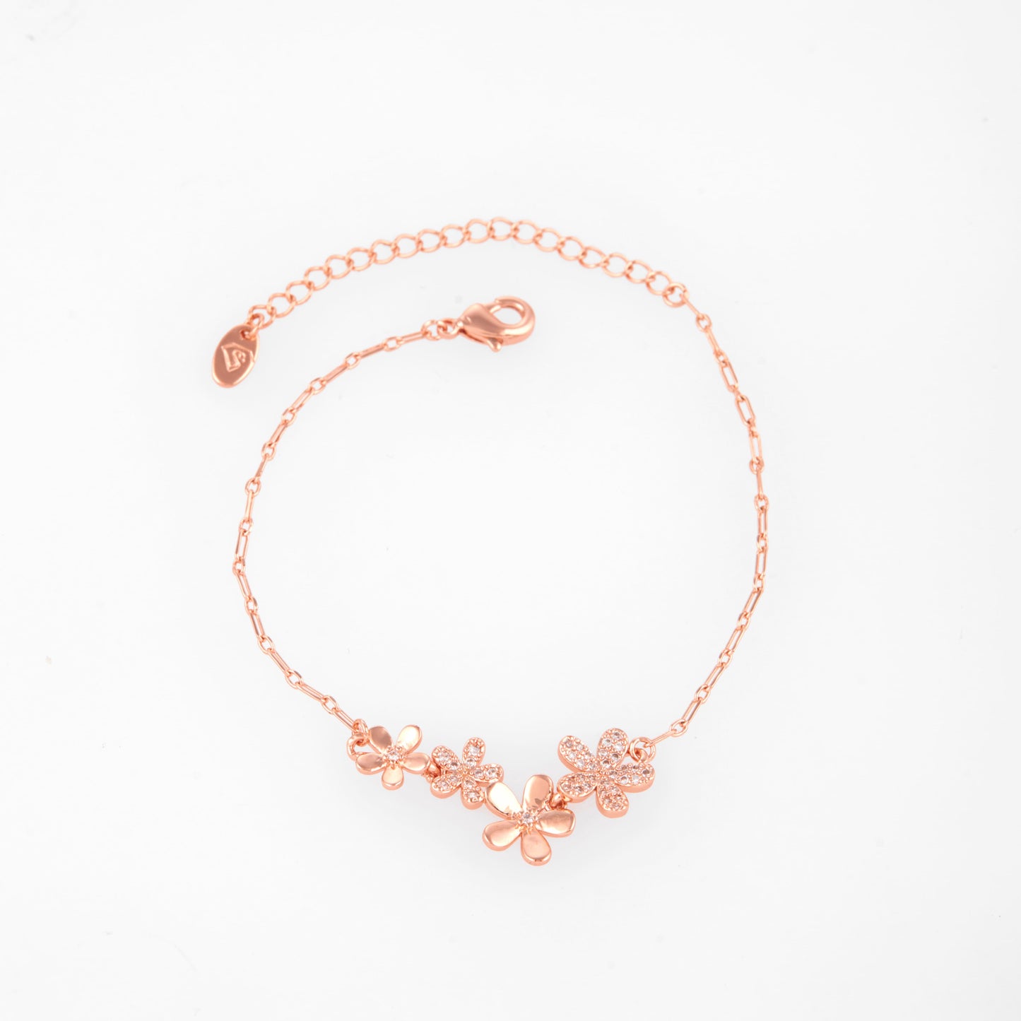 Shiny Gold Bracelet for Elegant Styling