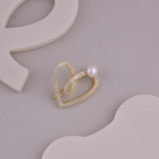 Crystal Heart Pearl Brooch