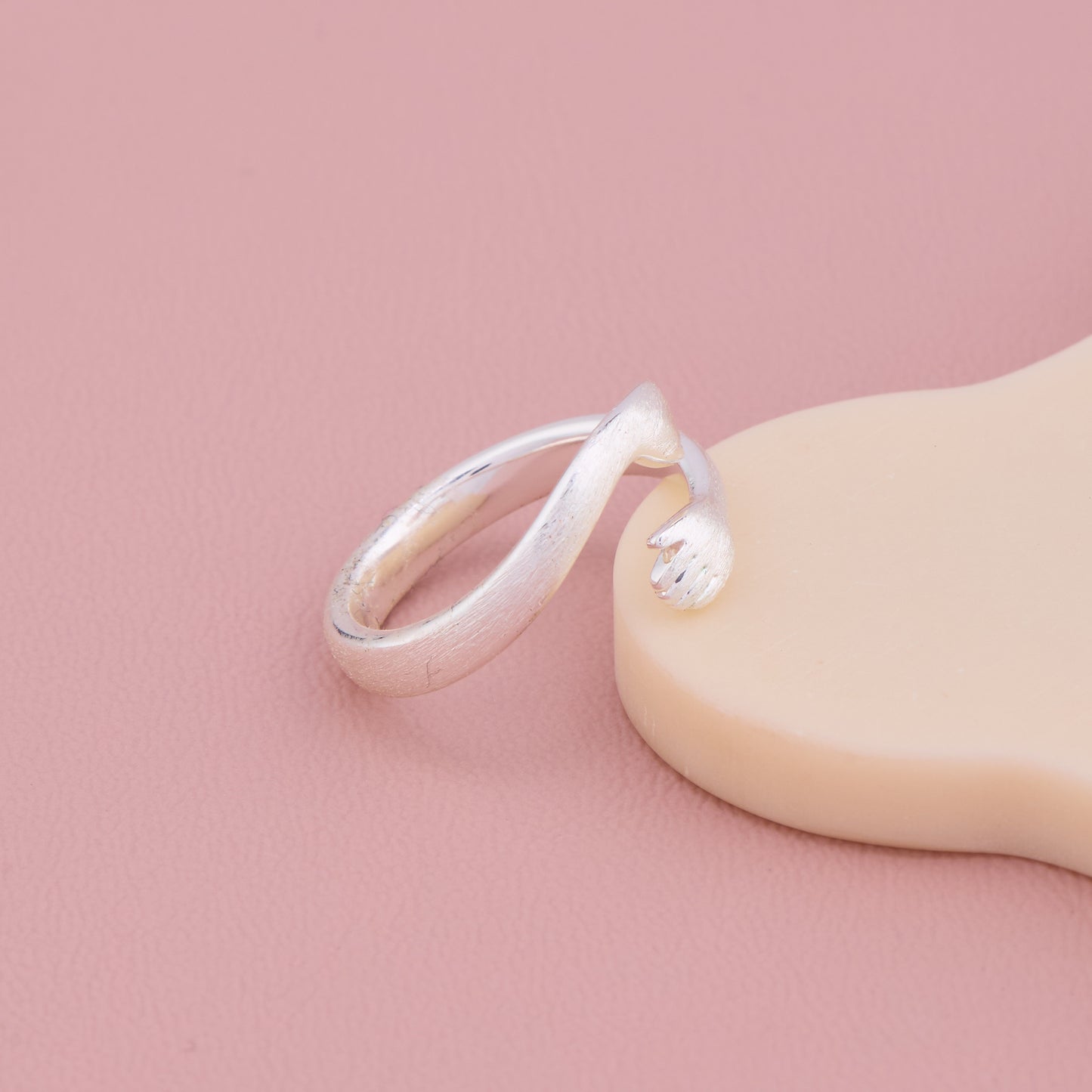 Hug Embrace Silver Ring