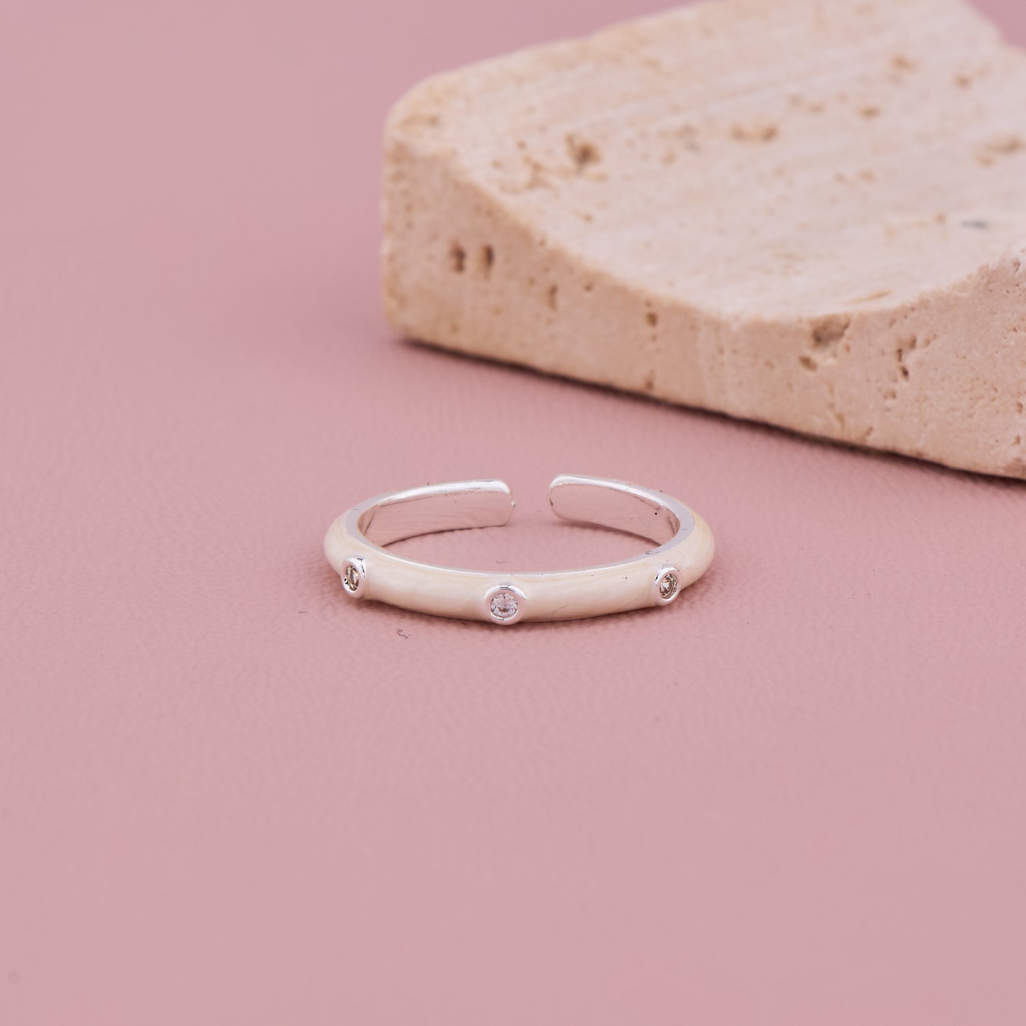 Minimalist Silver Band Ring