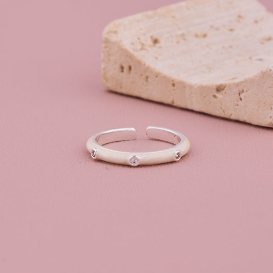 Minimalist Silver Band Ring