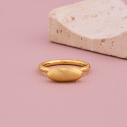 Matte Oval Gold Ring