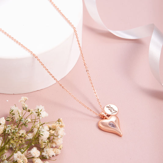 Floral-Inspired Pendant Necklace for Elegant Styling