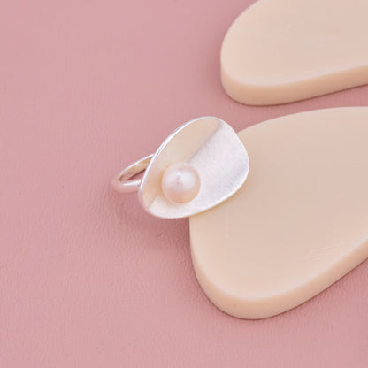 Modern Pearl Silver Ring