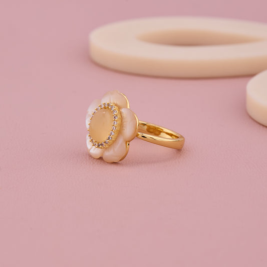 Yellow Stone Floral Gold Ring