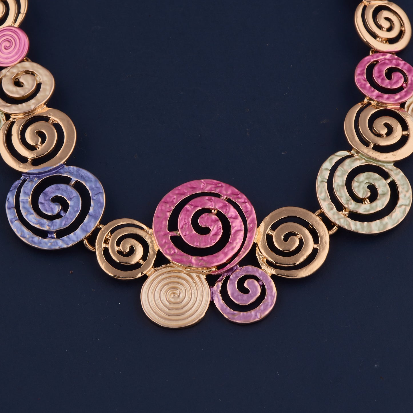 Beaded Necklace with Pendant Elegant and Artistic