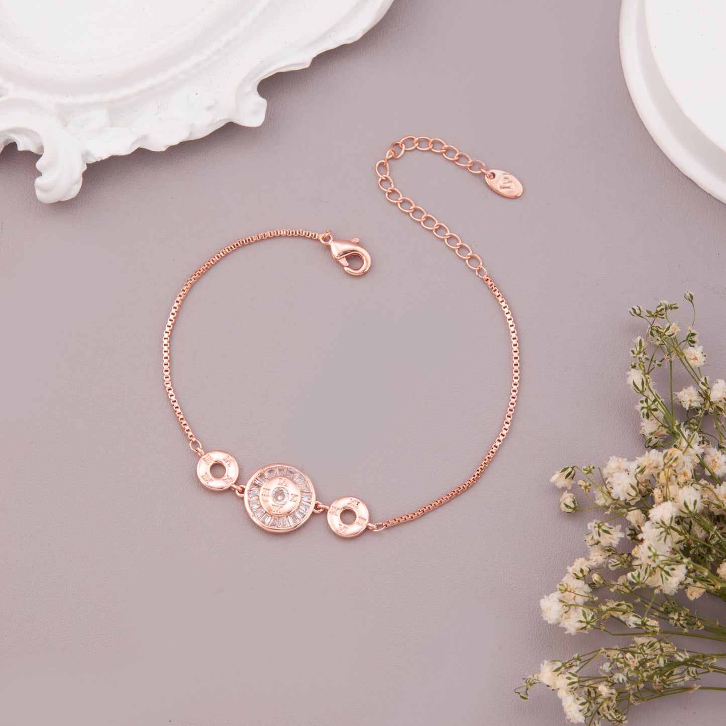 Shiny Gold Bracelet for Effortless Elegance
