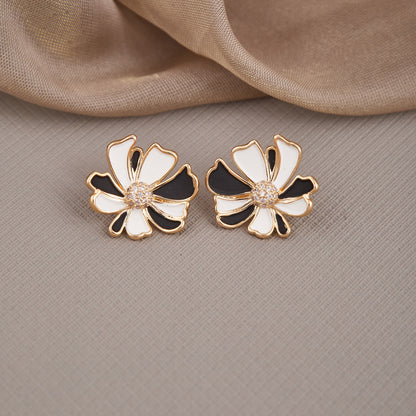 Black- White Floral Elegance Earrings