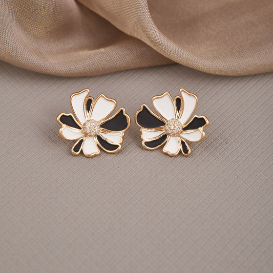 Black- White Floral Elegance Earrings