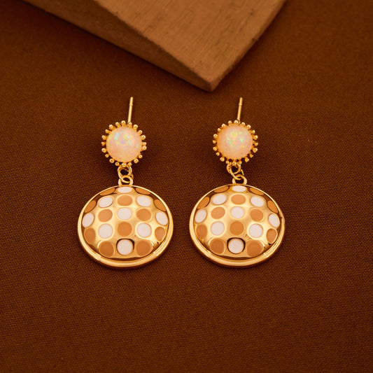 Elegant Gold Earrings Timeless Handmade Craftsmanship