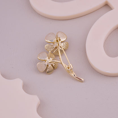 Pearl Double Flower Brooch