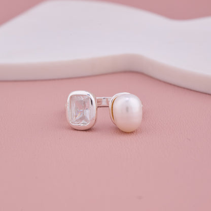 Silver Ring with Pearl and Square Crystal