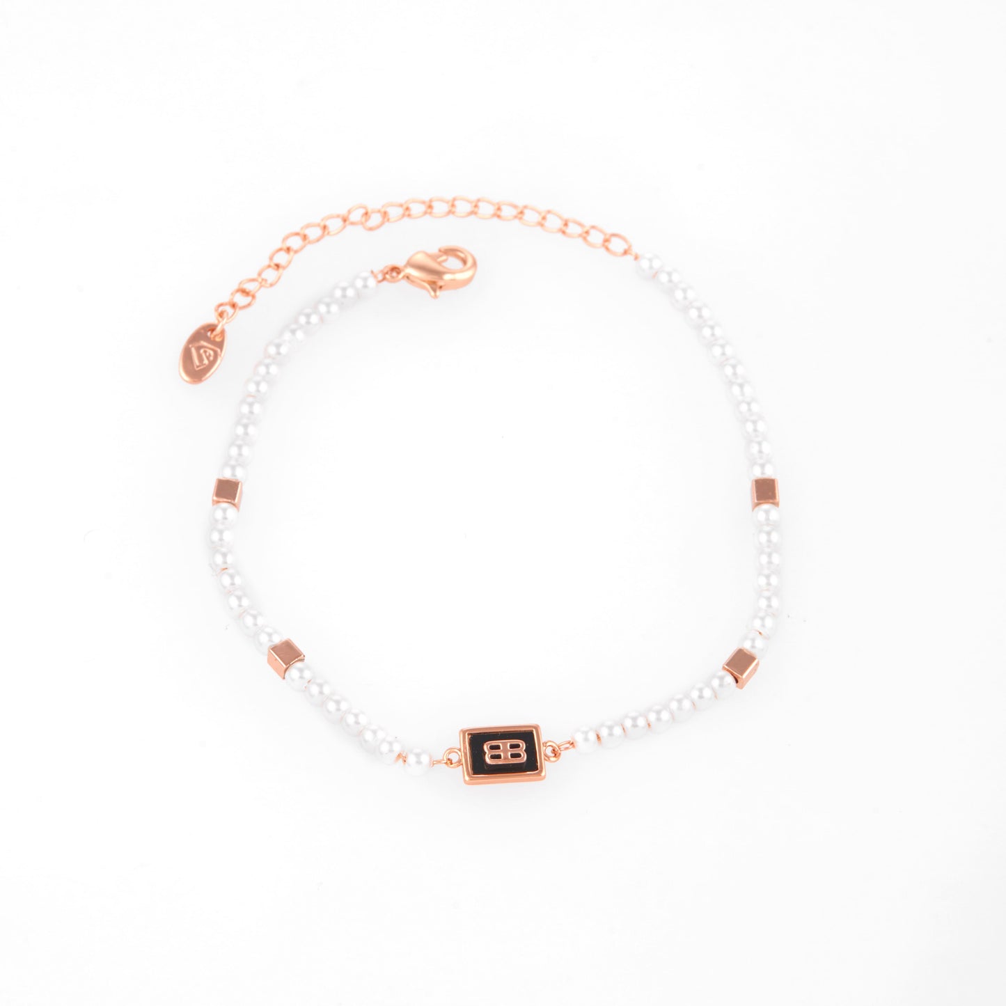 Stylish Bracelet with Intricate Detailing