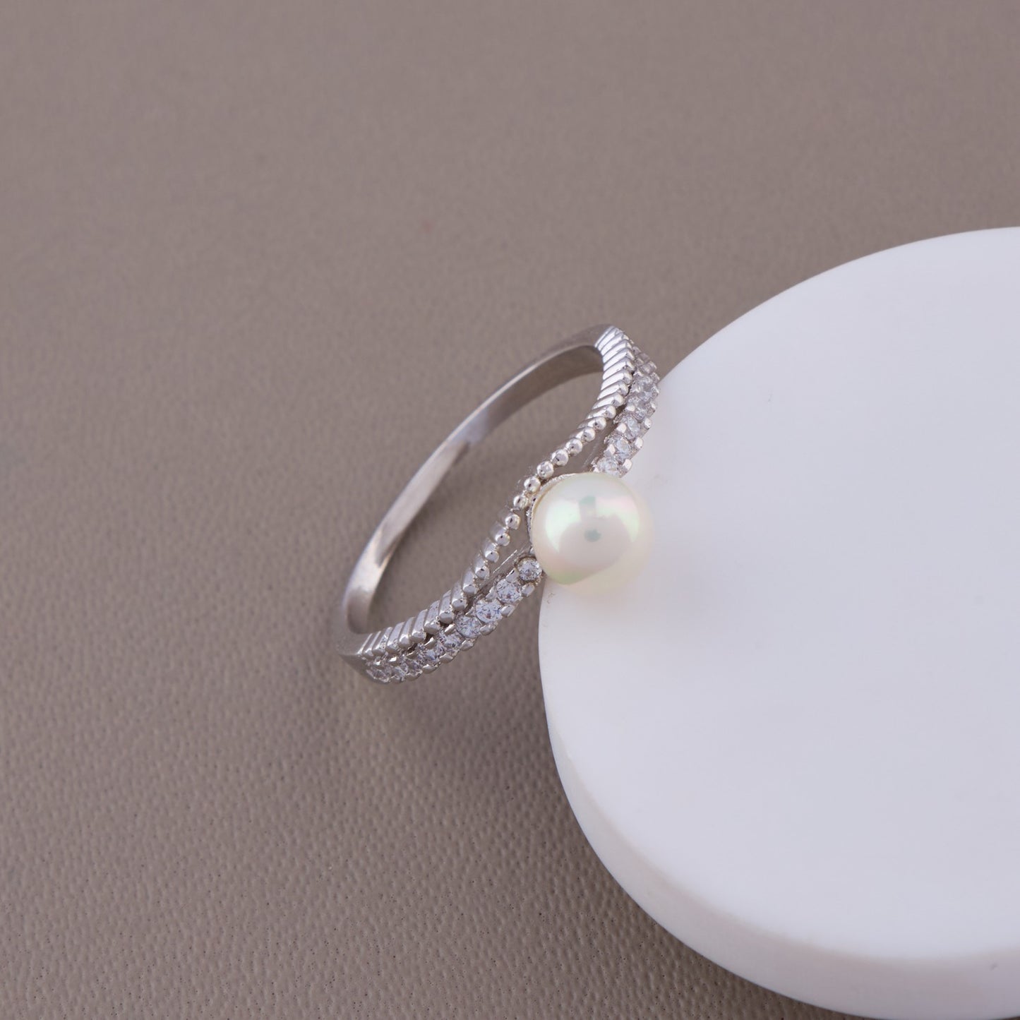Platinum & Silver Pearl Ring Timeless Elegance