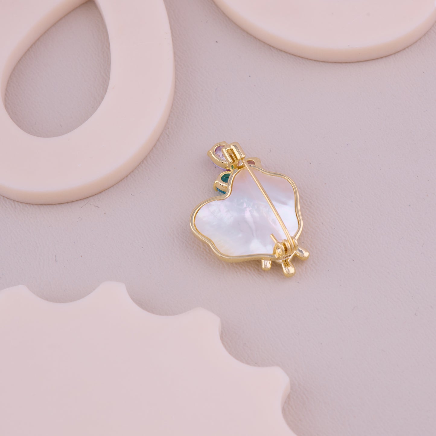 Teddy Bear Balloon Brooch