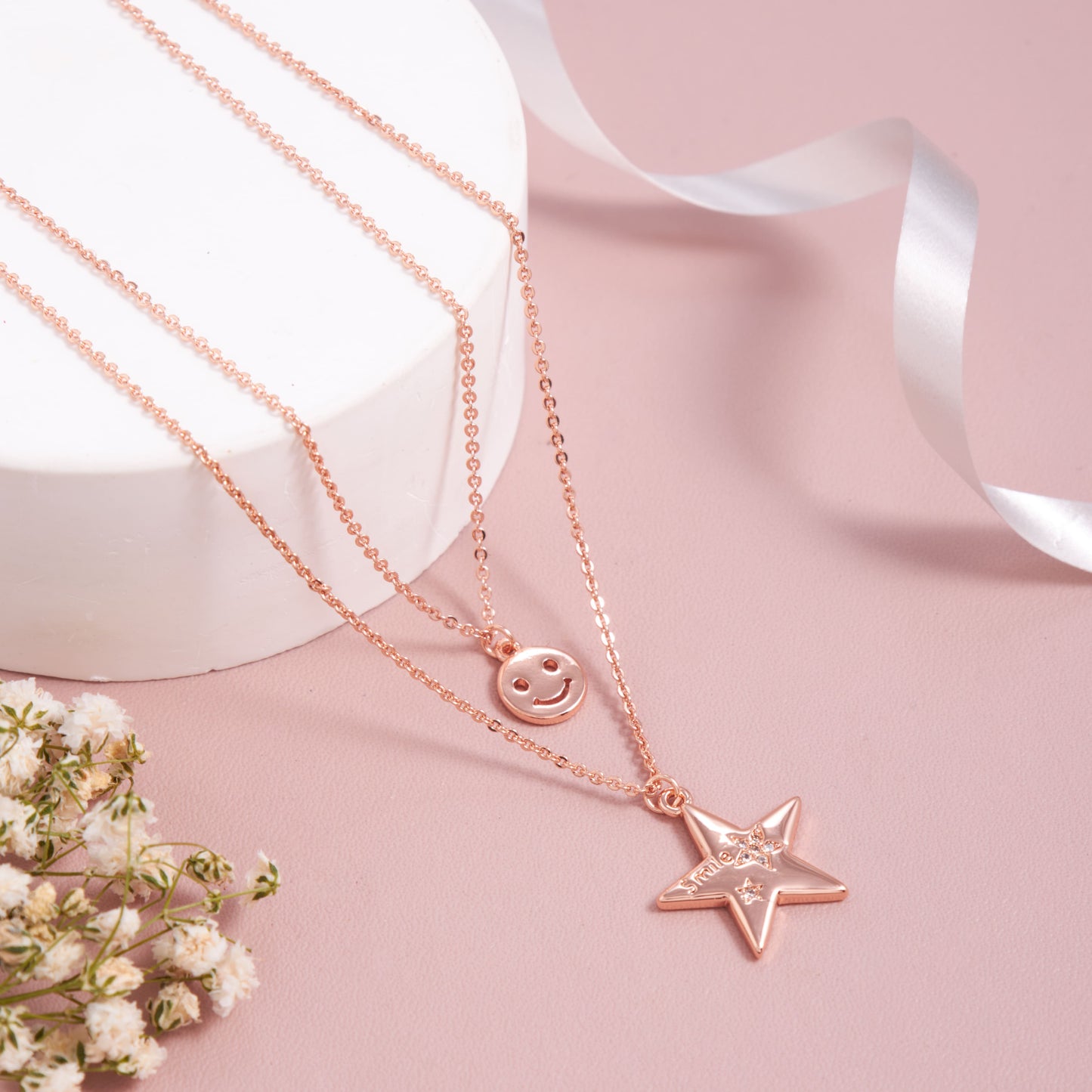 Delicate Floral Pendant Necklace
