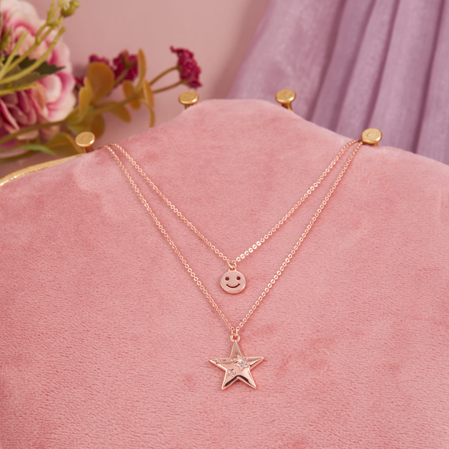 Delicate Floral Pendant Necklace